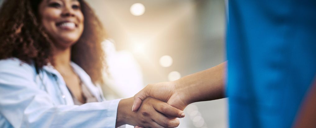 Incentivos de saúde corporativa: benefícios para funcionários e empregadores - Med Corp Saúde